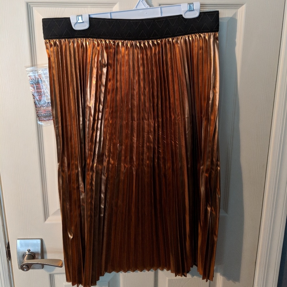 NWT LuLaRoe Elegant Jill Skirt Rose Gold Size XL